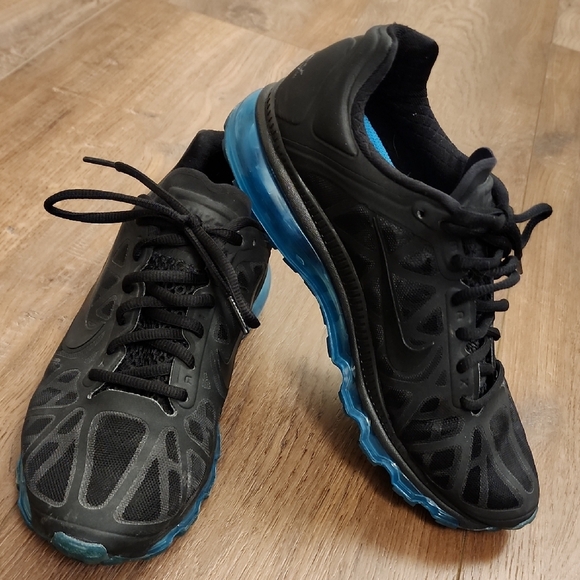 Nike Air Max Plus Running Shoe 2011 429890-040 Black Neon Blue Women's size 9 - Picture 1 of 13